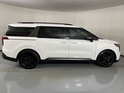 New 2026 Kia Carnival SX Prestige image 9