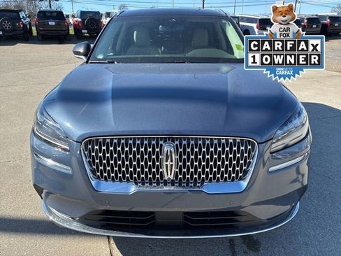 Used 2022 Lincoln Corsair Standard w/ Premium Package image 2