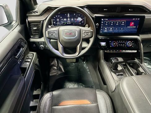 Used 2024 GMC Sierra 1500 AT4 w/ AT4 Carbonpro Edition AWD/4WD image 24