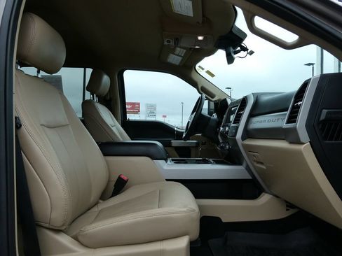 Used 2020 Ford F350 Lariat w/ Lariat Ultimate Package AWD/4WD image 14