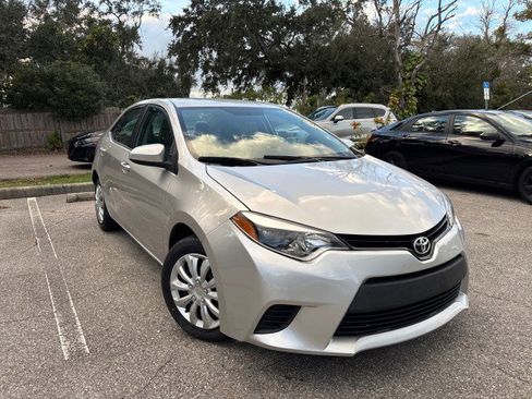Used 2014 Toyota Corolla LE image 4