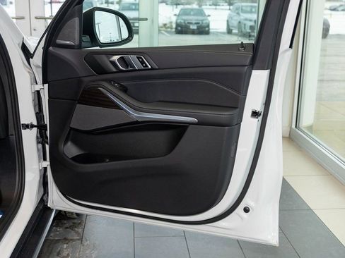 New 2026 BMW X5 xDrive50e w/ Premium Package image 20