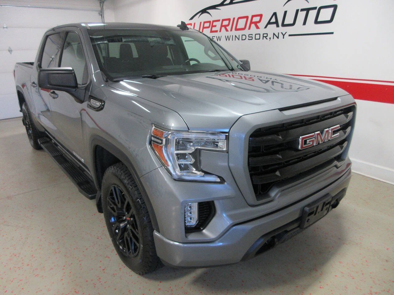 Used 2020 GMC Sierra 1500 Elevation w/ Elevation Value Package AWD/4WD image 11