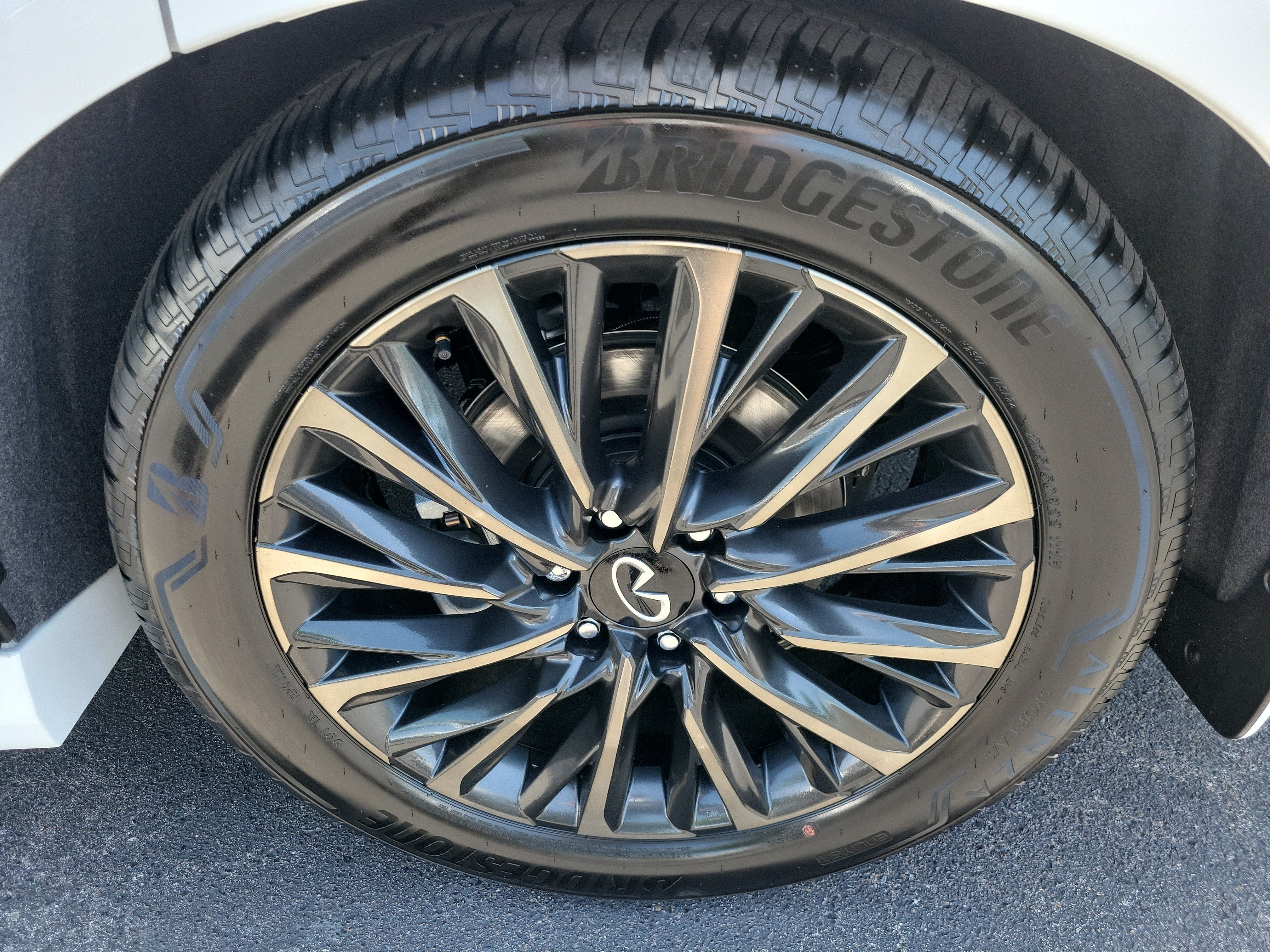 New 2026 INFINITI QX80 Autograph w/ Premium Cargo Package AWD/4WD image 32