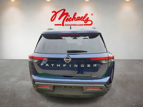 Used 2025 Nissan Pathfinder SV AWD/4WD image 6