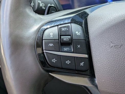 Used 2021 Ford Explorer Platinum w/ Equipment Group 601A AWD/4WD image 21