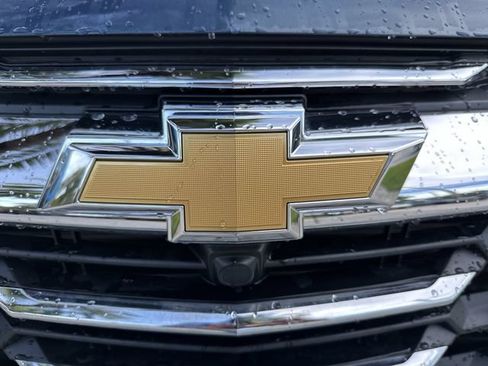 Used 2026 Chevrolet Equinox LT FWD image 10