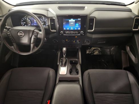 Used 2024 Nissan Frontier SV w/ Tow Package AWD/4WD image 19