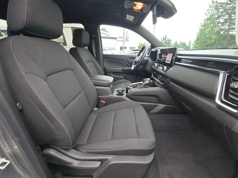 Used 2024 GMC Canyon Elevation w/ Convenience Package RWD image 11