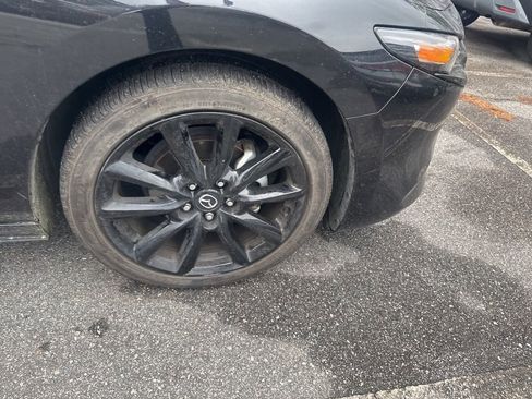 Used 2024 MAZDA MAZDA3 s image 4