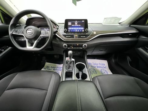 Used 2023 Nissan Altima 2.5 SV FWD image 18