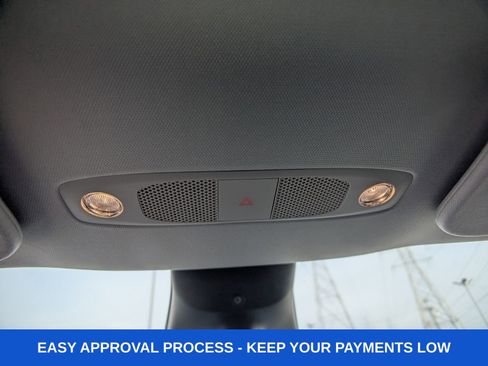 Used 2023 Tesla Model Y Long Range image 28