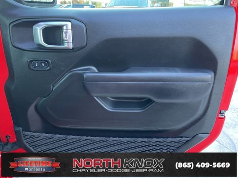 Used 2025 Jeep Wrangler Rubicon image 27