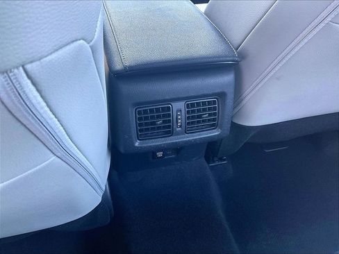 Used 2025 Toyota Camry XLE w/ Premium Plus Package AWD/4WD image 28