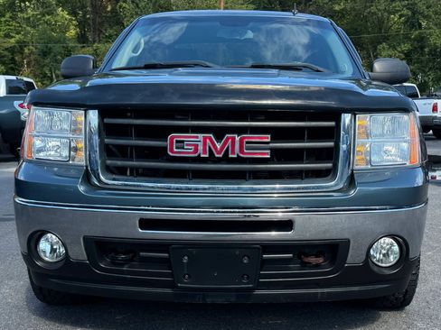 Used 2009 GMC Sierra 1500 SLE w/ Pro Grade Package AWD/4WD image 3