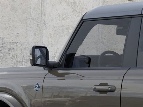 New 2025 Ford Bronco Outer Banks image 22