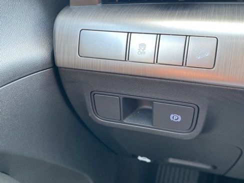 Used 2024 Hyundai Kona SEL image 22