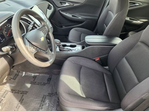 Used 2024 Chevrolet Malibu LT FWD image 8