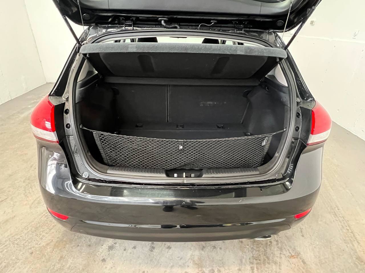 Used 2017 Kia Forte LX FWD image 26