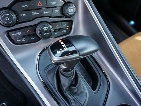 Used 2022 Dodge Challenger GT w/ Plus Package image 18