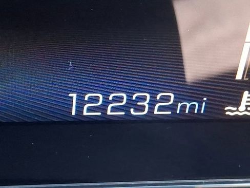 Used 2024 Chevrolet Trax RS w/ Sunroof Package image 21