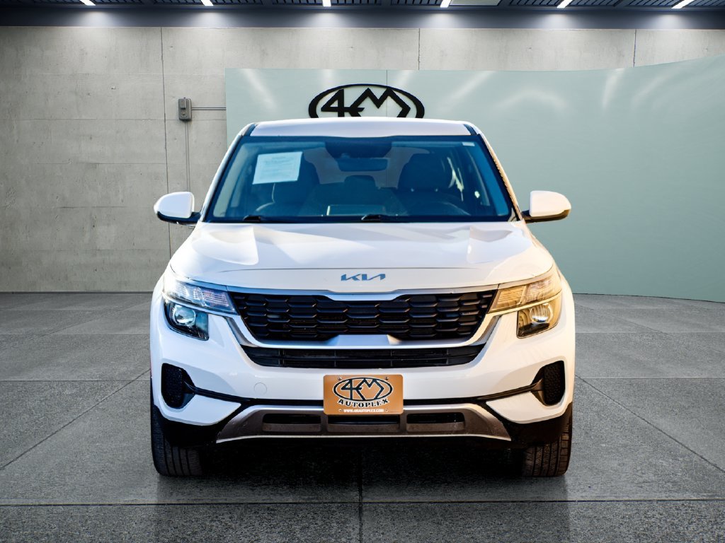 Used 2023 Kia Seltos LX AWD/4WD image 8