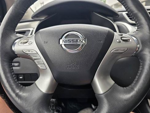Used 2018 Nissan Murano S AWD/4WD image 16