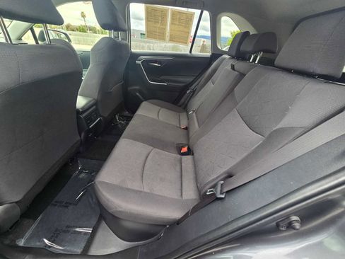 Used 2022 Toyota RAV4 XLE w/ Convenience Package AWD/4WD image 18