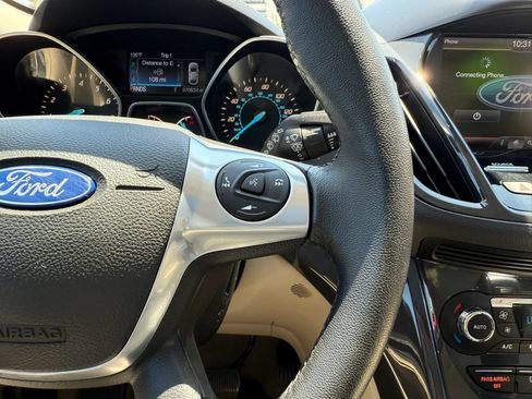 Used 2015 Ford Escape Titanium w/ Equipment Group 301A FWD image 26