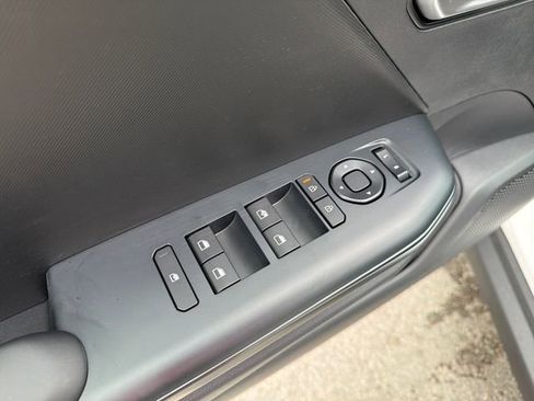 New 2026 Kia K4 LXS FWD image 17