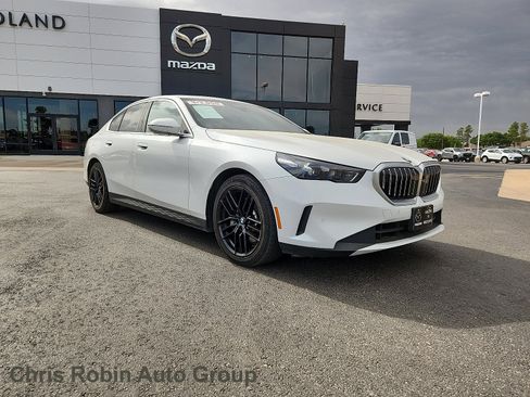 Used 2024 BMW 530i RWD image 1