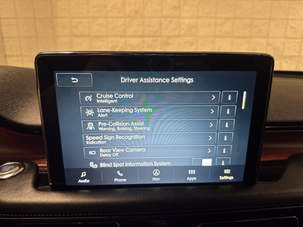 Used 2020 Lincoln Aviator Reserve w/ Equipment Group 201A AWD/4WD image 13