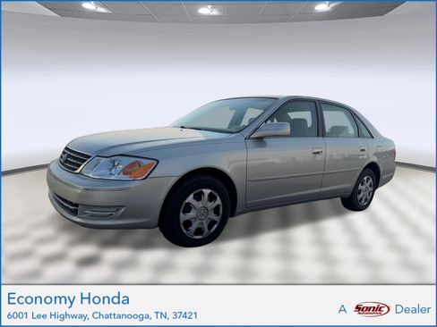 Used 2004 Toyota Avalon XL FWD image 1