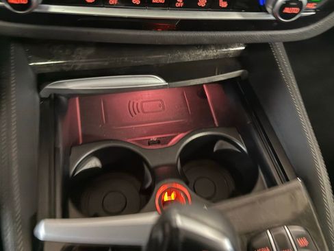 Used 2022 BMW 530i xDrive w/ M Sport Package image 36