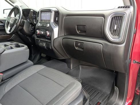 Used 2020 GMC Sierra 1500 Elevation w/ Elevation Value Package image 4