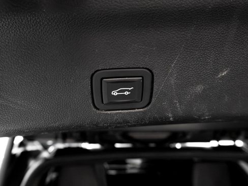 Used 2023 Cadillac Escalade Sport Platinum w/ LPO, ONYX Package image 45