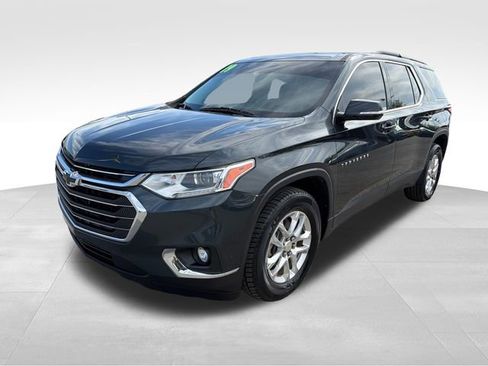 Used 2019 Chevrolet Traverse LT FWD image 3
