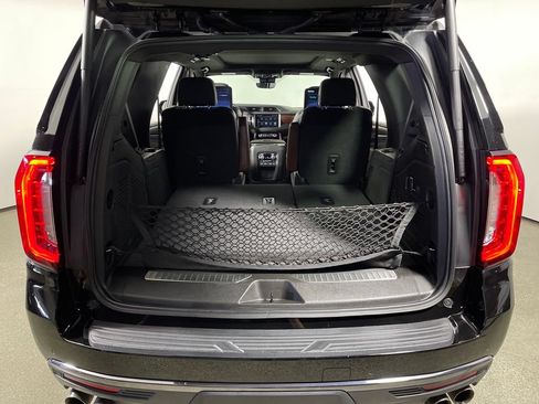 Used 2023 GMC Yukon Denali Ultimate AWD/4WD image 10