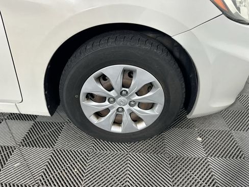 Used 2016 Hyundai Accent SE FWD image 10