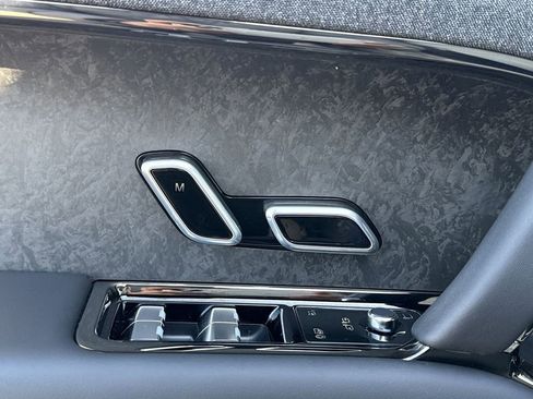 Certified 2025 Land Rover Range Rover Sport Dynamic SE image 19