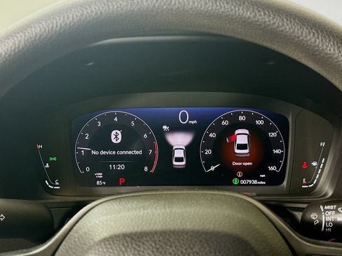 Used 2025 Honda Accord SE image 13