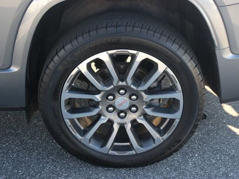 Used 2021 GMC Acadia Denali w/ Denali Technology Package image 41