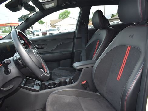 Used 2023 Nissan Rogue S AWD/4WD image 37