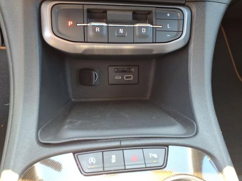 Certified 2023 GMC Acadia AT4 w/ Technology Package AWD/4WD image 28