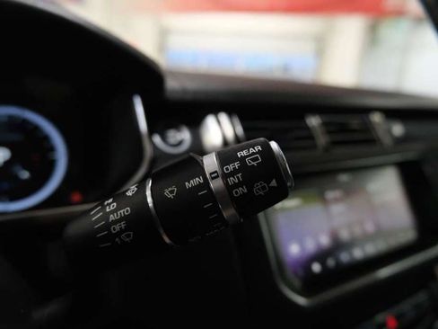 Used 2017 Land Rover Range Rover Supercharged AWD/4WD image 42