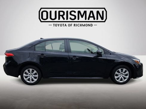 Certified 2025 Toyota Corolla LE FWD image 8