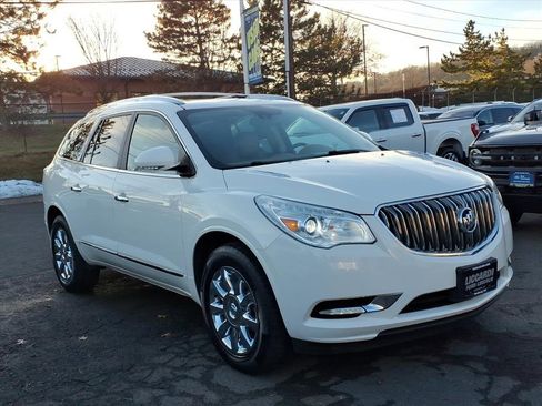 Used 2015 Buick Enclave Leather image 1