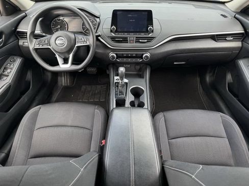 Used 2022 Nissan Altima 2.5 SV FWD image 10