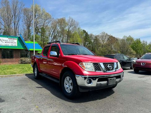 Used 2006 Nissan Frontier NISMO w/ (J01) Sunroof Pkg image 3