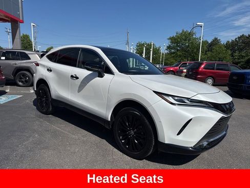 Used 2024 Toyota Venza Nightshade AWD/4WD image 9